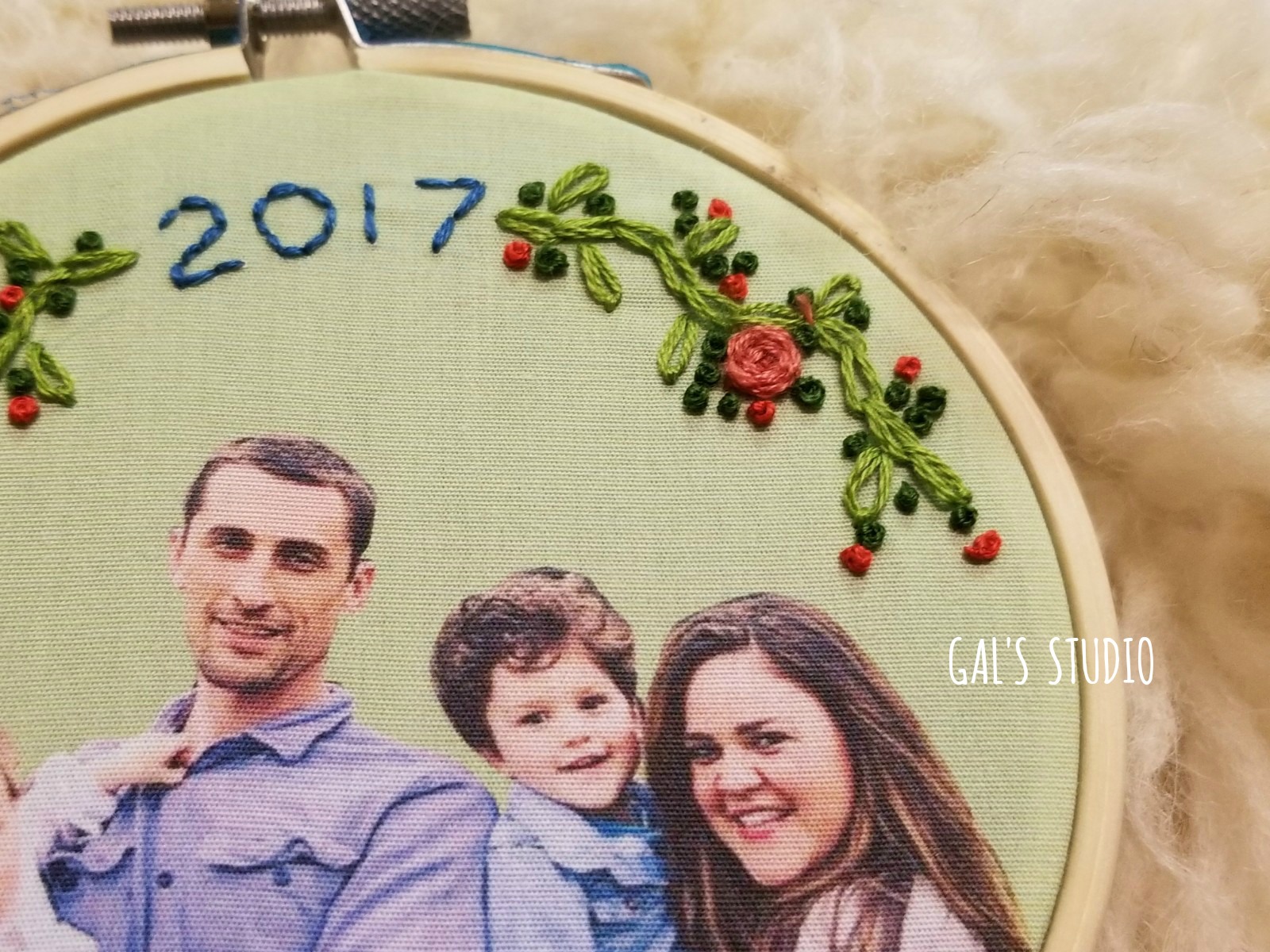 galstudio family ornament